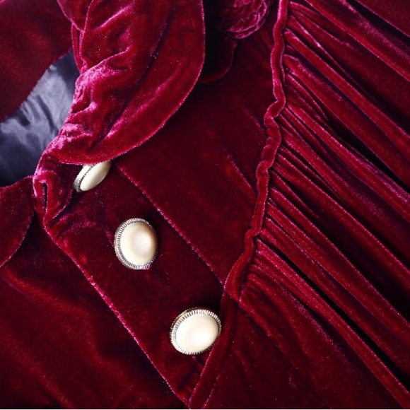 **NWOT **Vintage Silk Velvet Housecoat Handmade Flower Detail Doll Collar - Picture 4 of 17